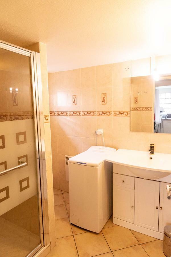 Charmant 2 Pieces Moderne Clichy-sous-Bois Ngoại thất bức ảnh